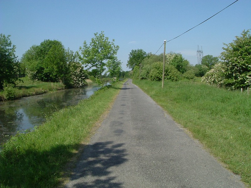 Grand Canal Road Looking West